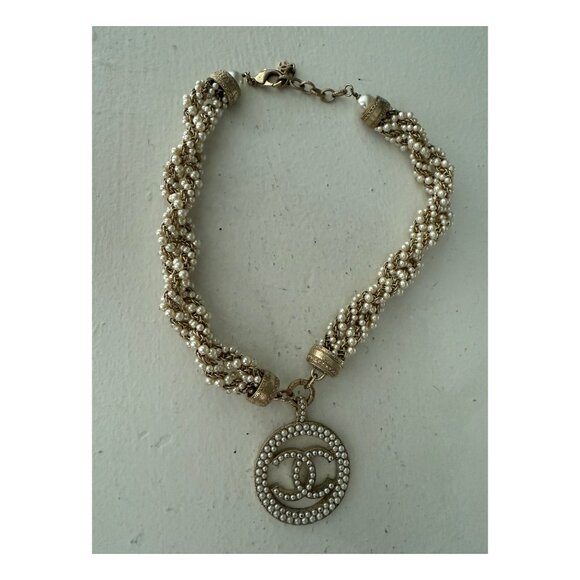 Chanel CC pendant pearl chocker - Picture 2 of 9